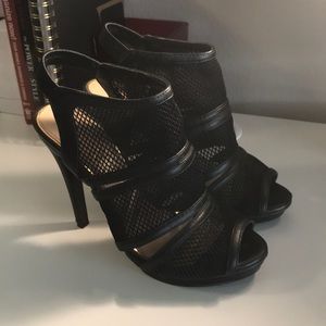 Jessica Simpson shoe